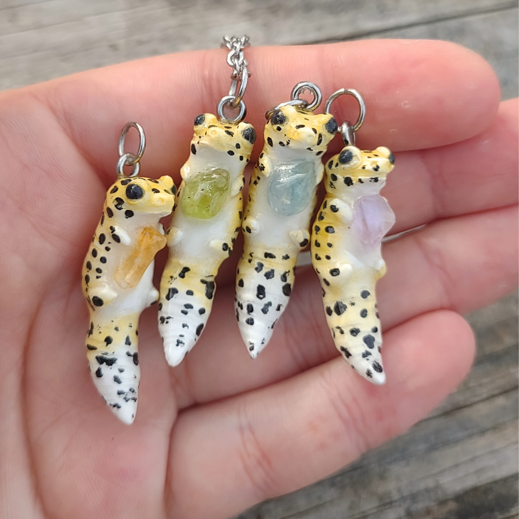 Leopard Gecko Various Crystals Gemstone Guardians